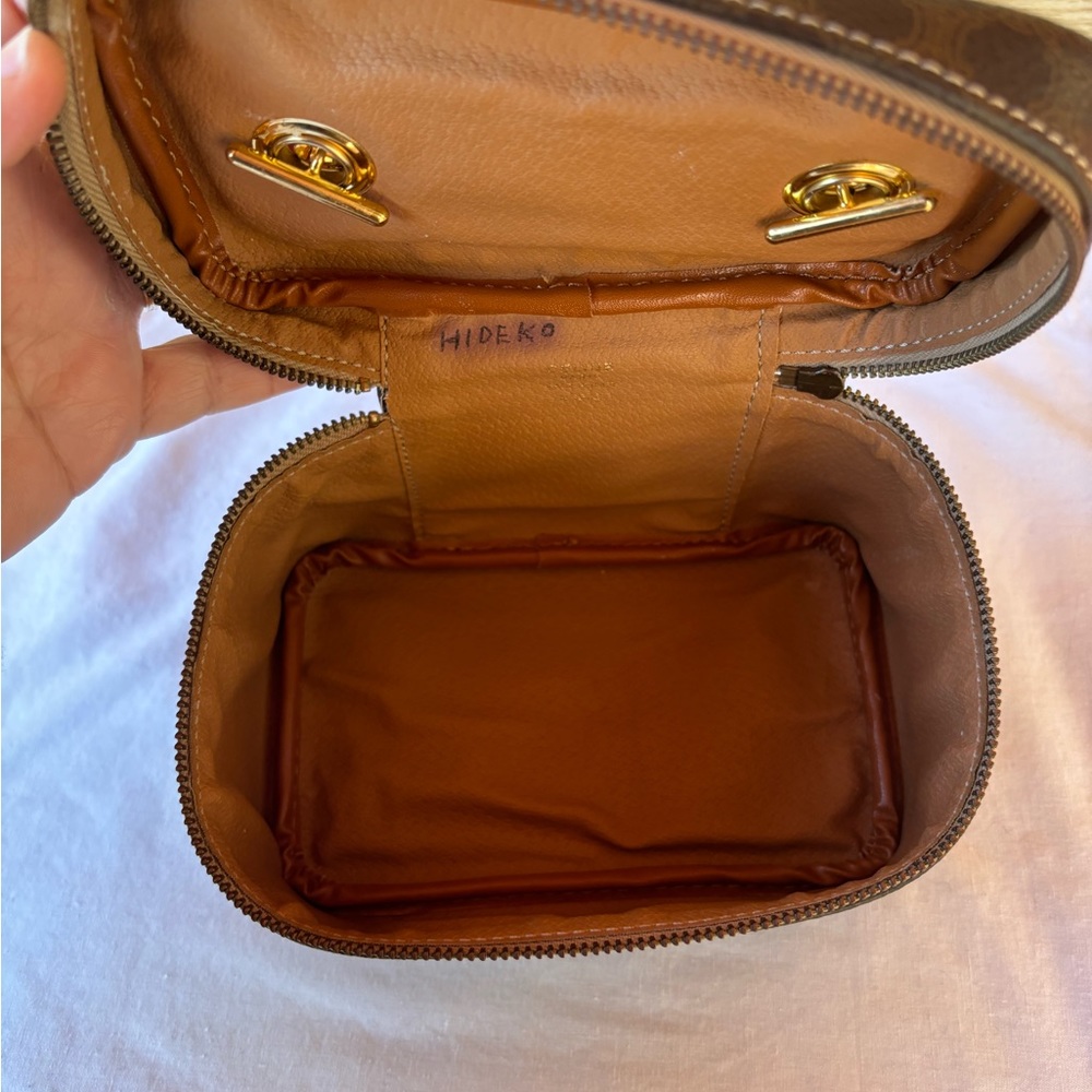 Céline
1990s mini Macadam logo patch handbag - Picture 7 of 13